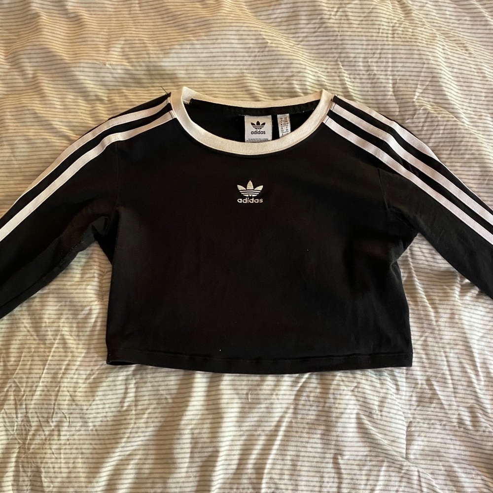 Adidas Long Sleeve - Crop Top